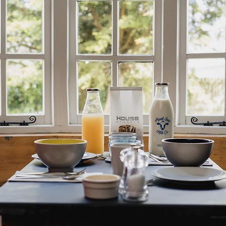 Weeke Barton Hotel Bridford Екстериор снимка